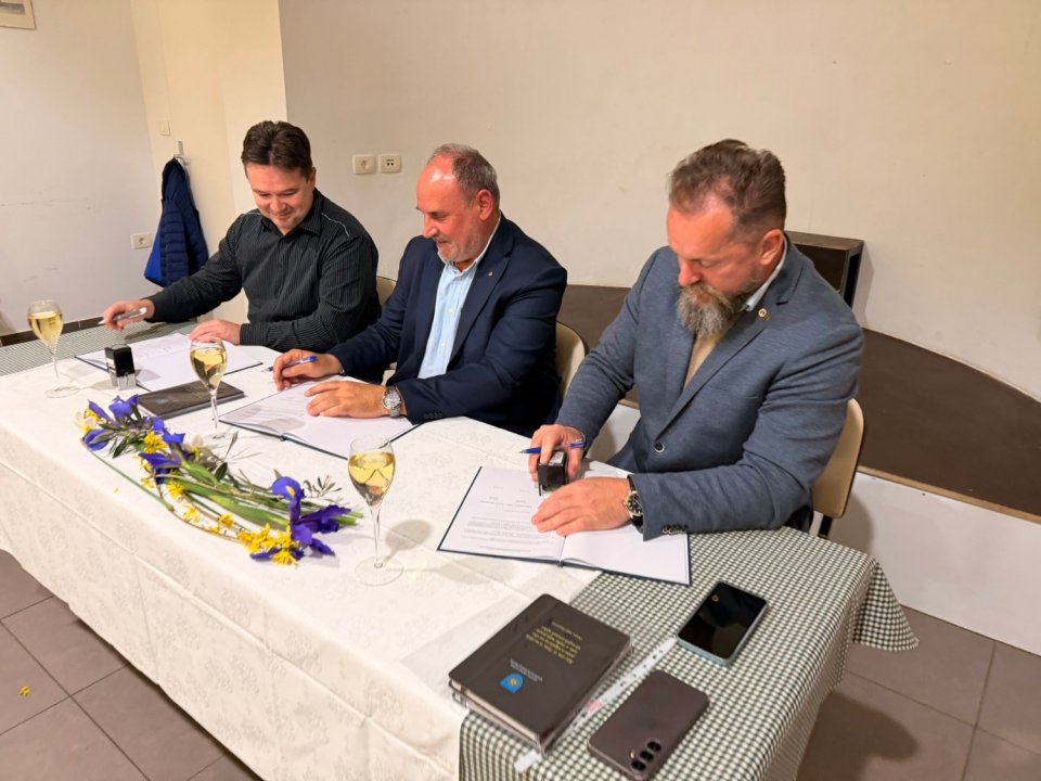 Podpis memoranduma o sodelovanju