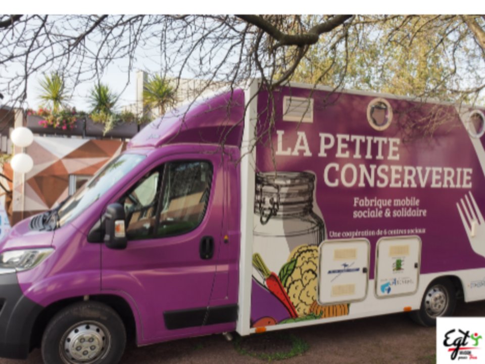 Primer dobre prakse iz Francije: La petite conserverie &ndash; mobilna predelovalnica za skupnost in trajnost